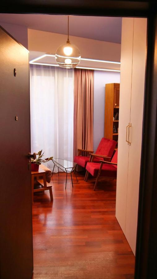 Downtown Italian Apartamento Bucarest